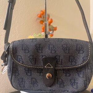 Dooney & Bourke Denim Monogram  Crossbody Bag w hang tag  can fit big iPhone